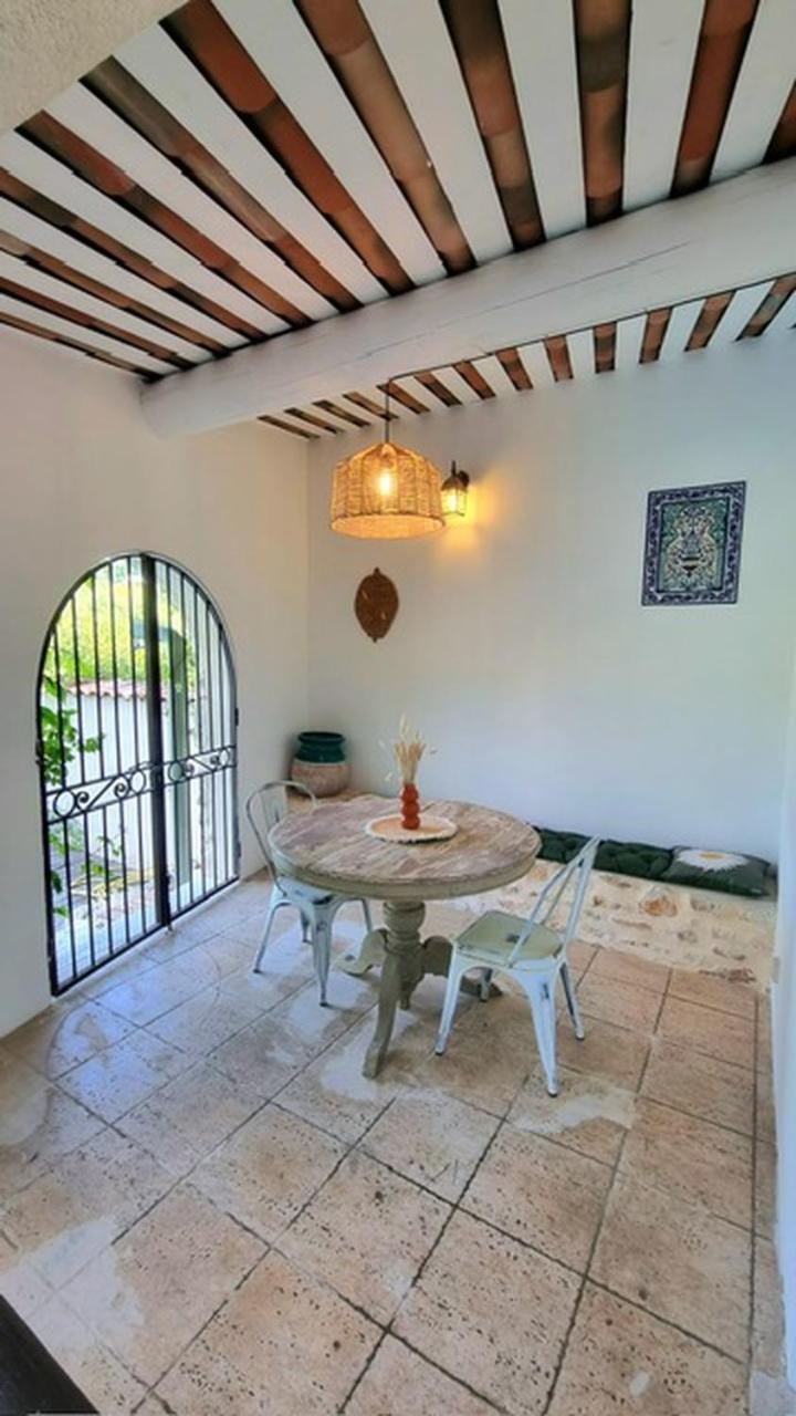 Villa Oasis En Provence Luberon Pierrevert Exterior foto